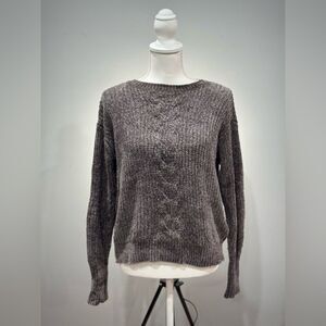 CLEARANCE! Gray Spring & Mercer Crewneck Sweater Size XS EUC